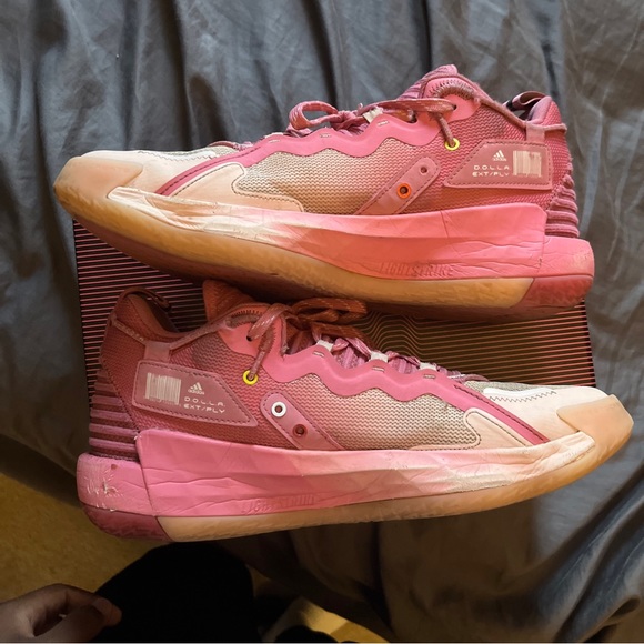 Dame 7 - Picture 4 of 9